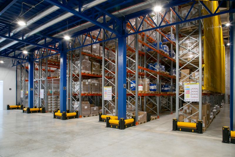 VNA (Very narrow aisle)