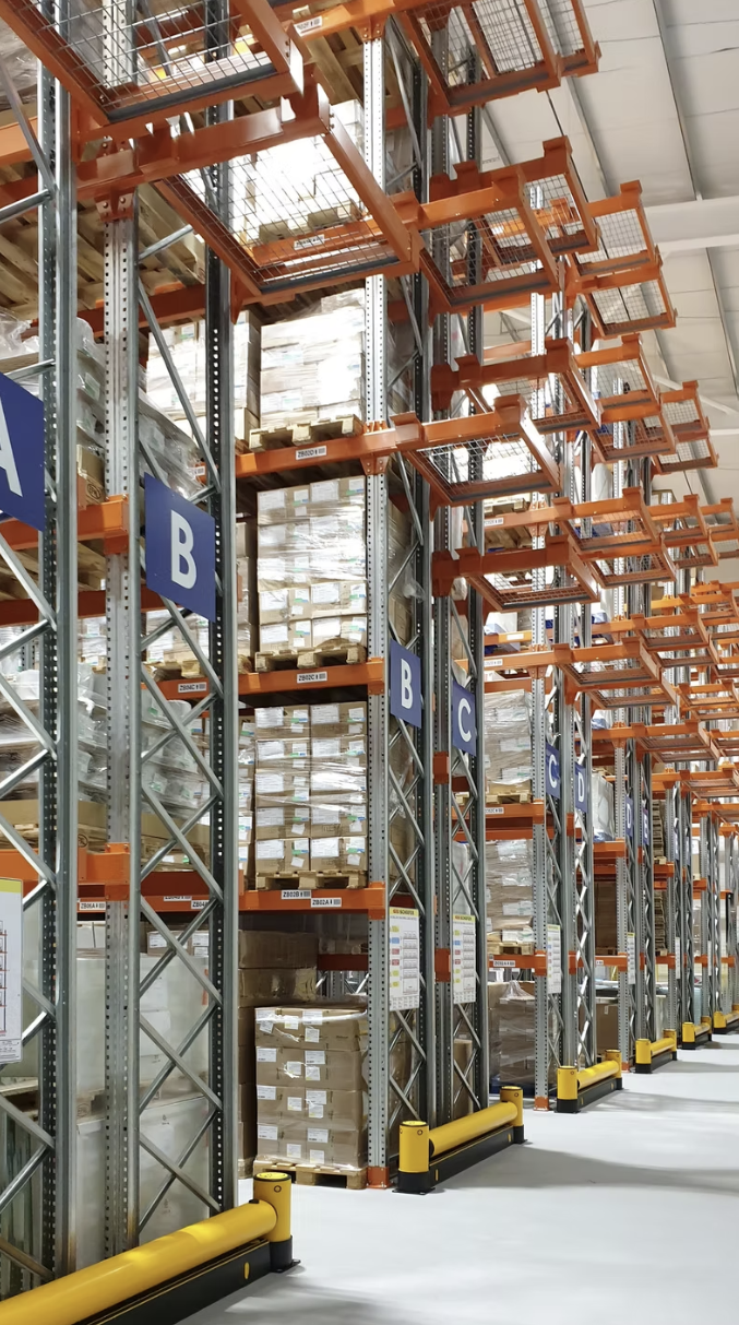 Seismic pallet racks