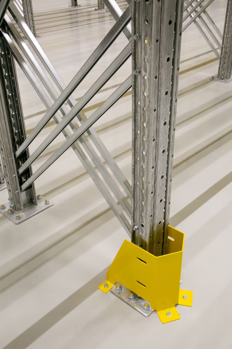 Seismic pallet racks