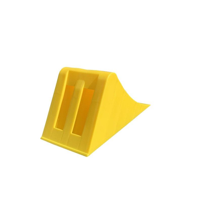HEAVY-DUTY WHEEL CHOCK - view 2